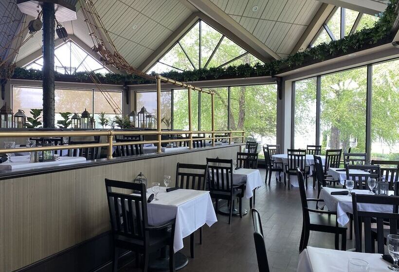 Clarion Hotel Conference Center On Lake Erie