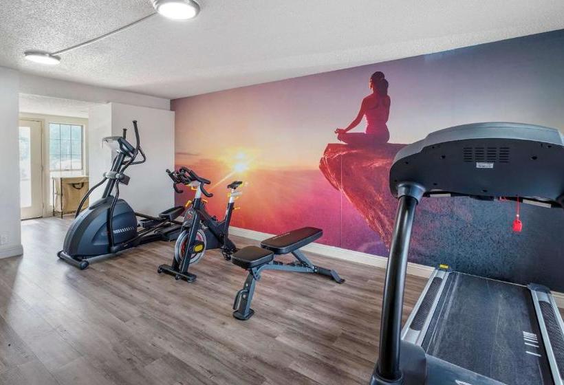 هتل Clarion Pointe Fresno Near Yosemite