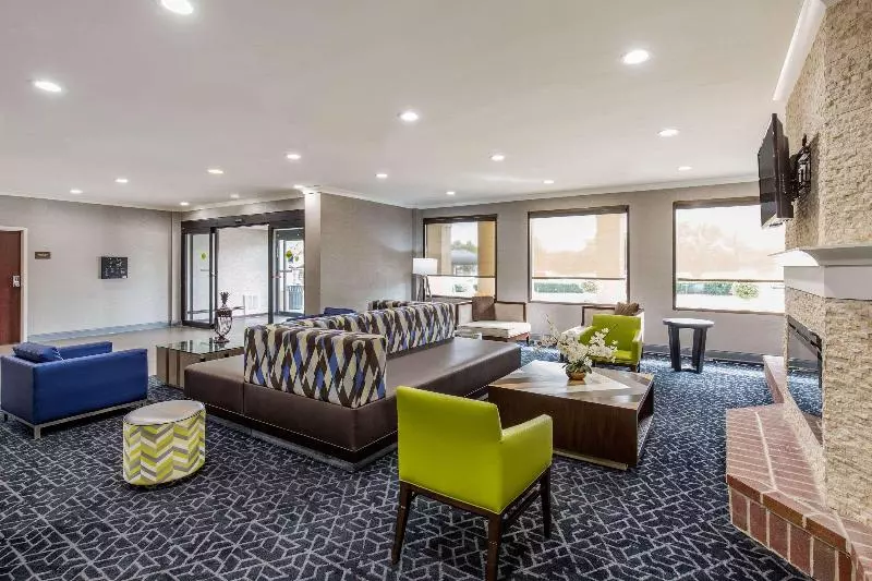 هتل Comfort Inn College Park North