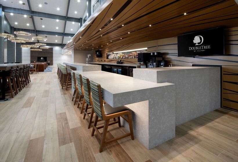 Doubletree By Hilton Hotel Bakersfield