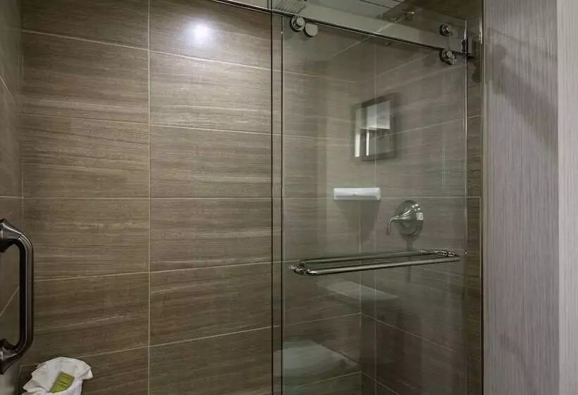 Otel Doubletree By Hilton Burlington Vermont