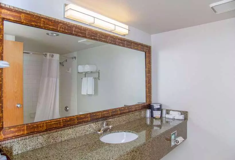 Hells Canyon Grand Hotel, Ascend Hotel Collection