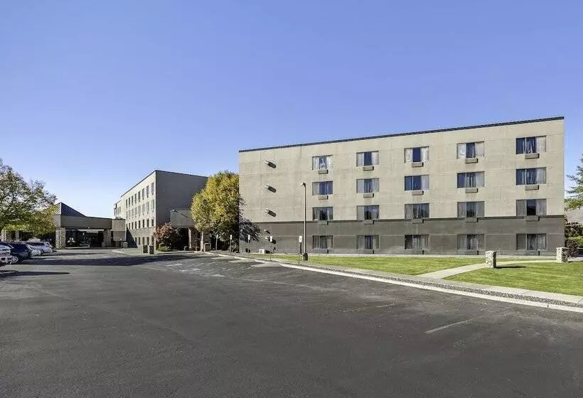 Hells Canyon Grand Hotel, Ascend Hotel Collection