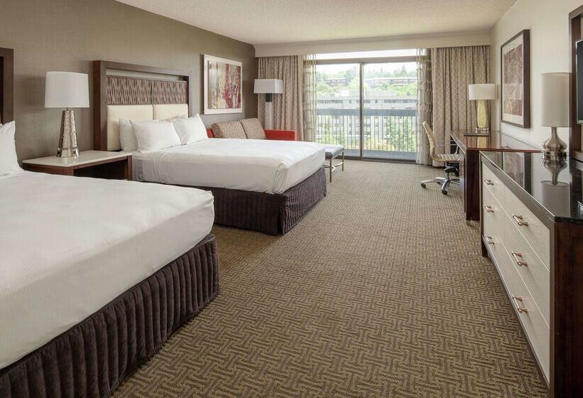 בית מלון כפרי Hilton Bellevue