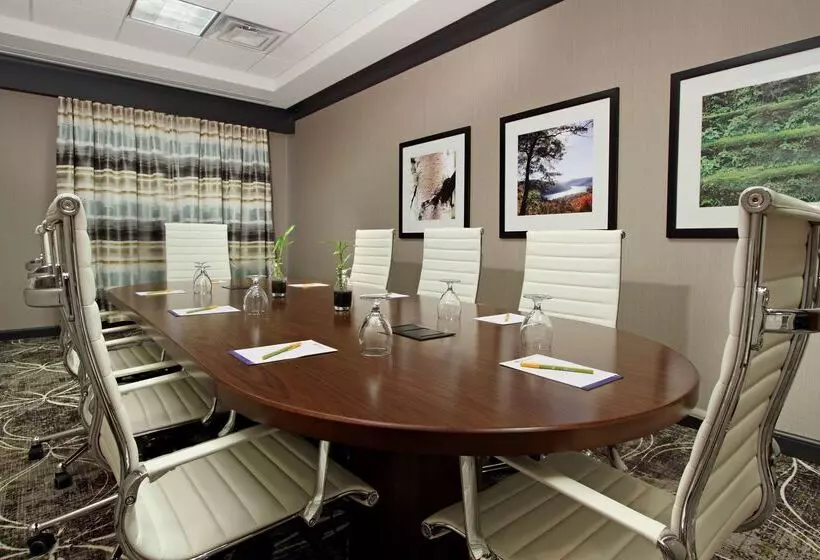 酒店 Hilton Garden Inn Columbus University Area