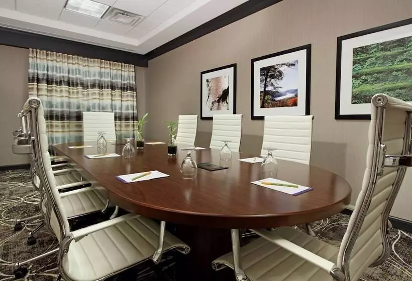 酒店 Hilton Garden Inn Columbus University Area