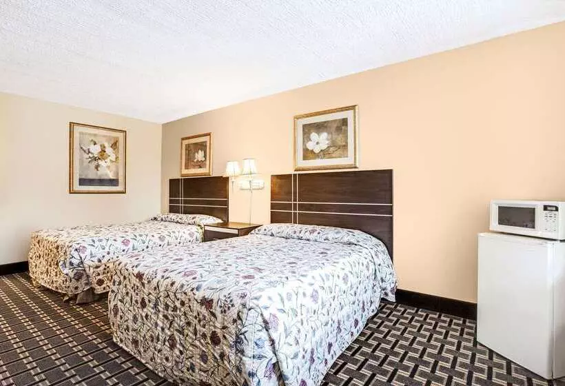 فندق Knights Inn Mount Laurel