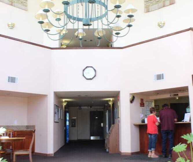 فندق Ocean Gateway Inn