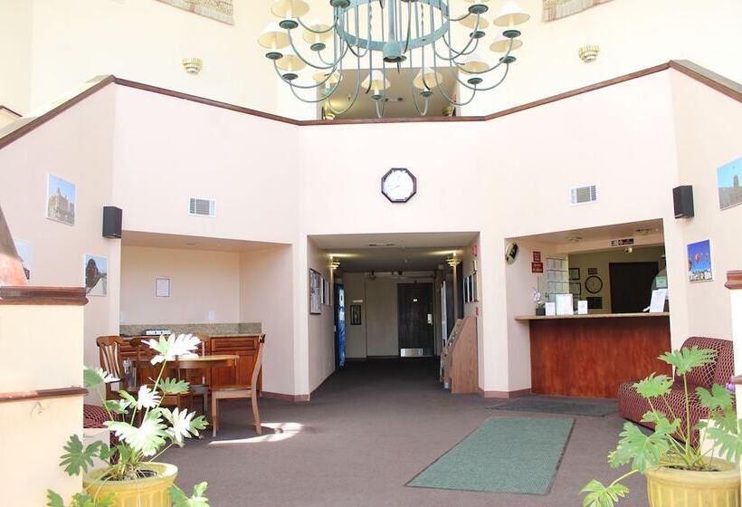 فندق Ocean Gateway Inn