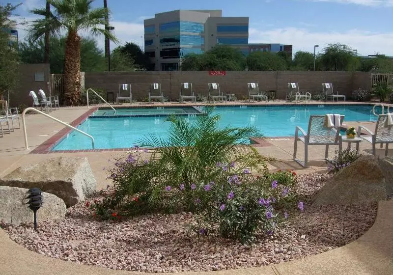 Radisson Hotel Phoenix Airport