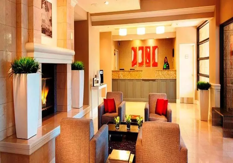 Radisson Hotel Phoenix Airport