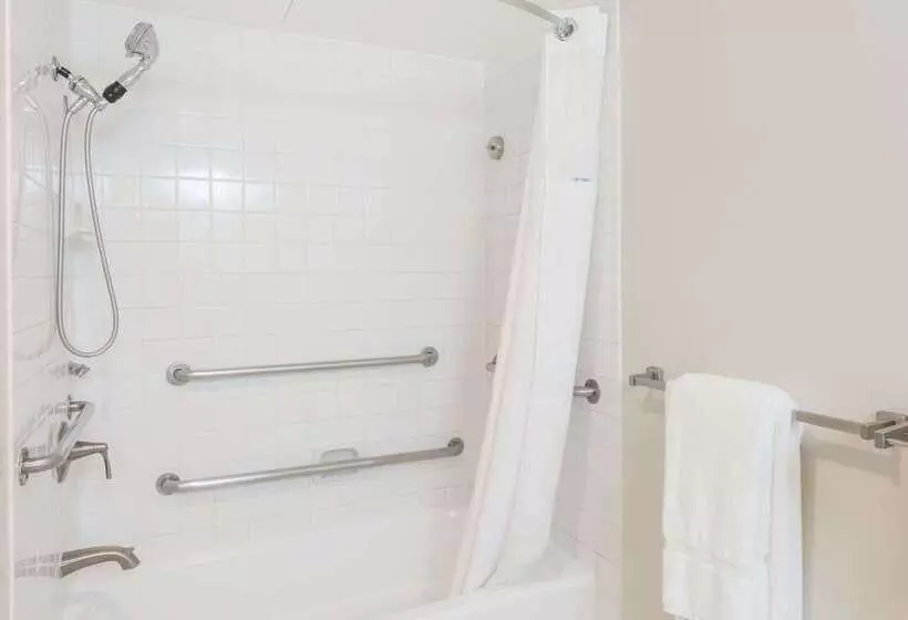 هتل Ramada Plaza By Wyndham Garden Grove/anaheim South