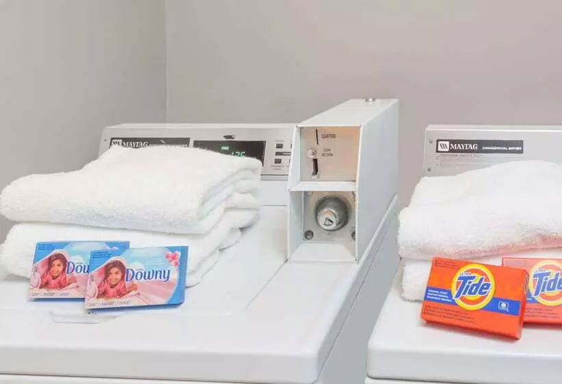 هتل Ramada Plaza By Wyndham Garden Grove/anaheim South