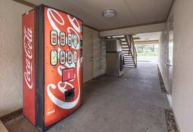 فندق Red Roof Inn Plus+ Nashville North Goodlettsville