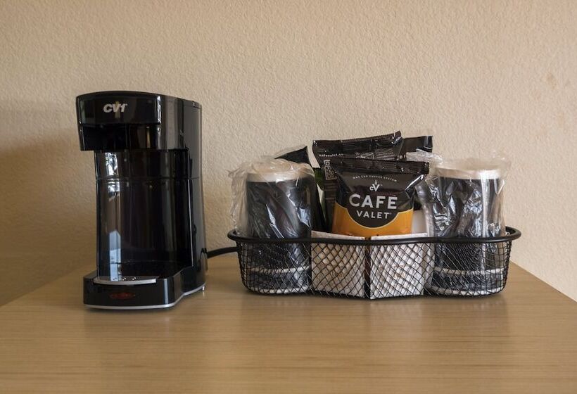 酒店 Red Roof Inn Plus+ Nashville North Goodlettsville