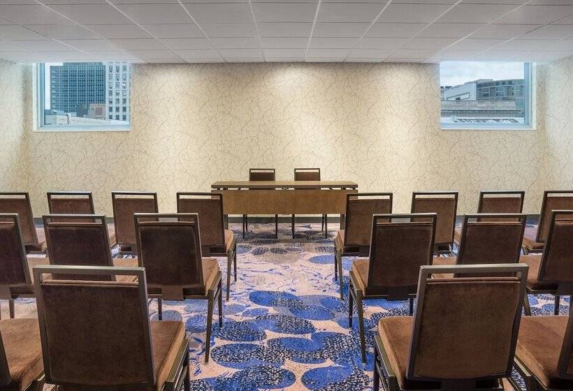 هتل The Westin Cleveland Downtown