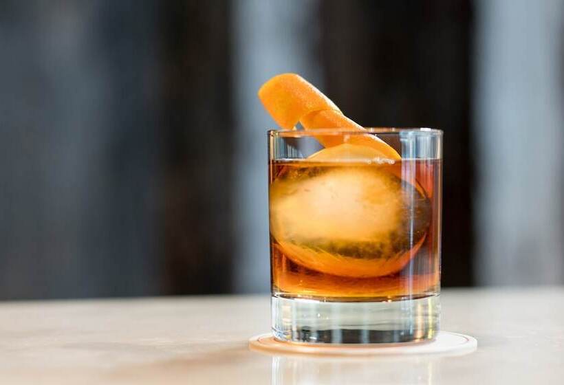 هتل The Westin Cleveland Downtown