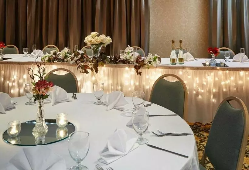 ホテル Madison Plaza