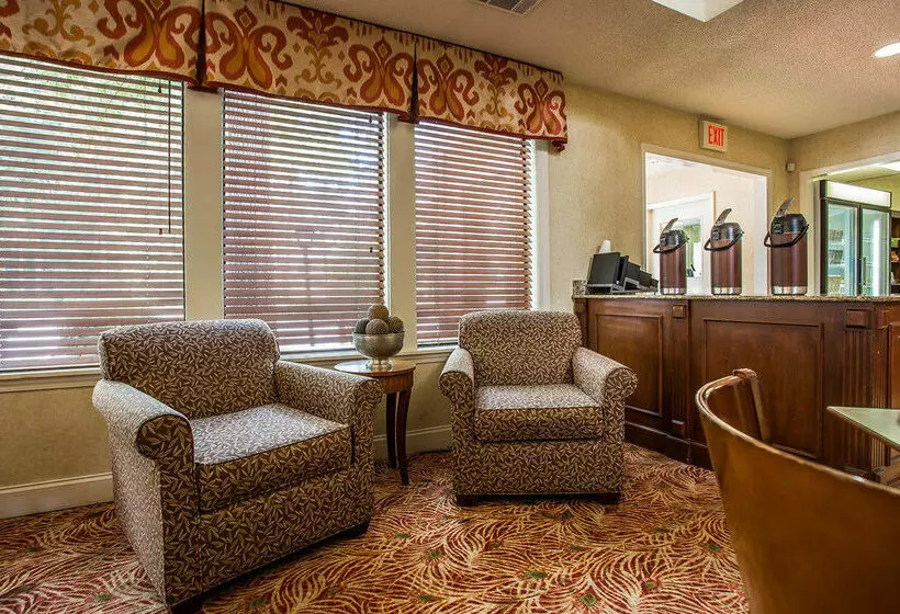 레지던스 Cloverleaf Suites Columbia