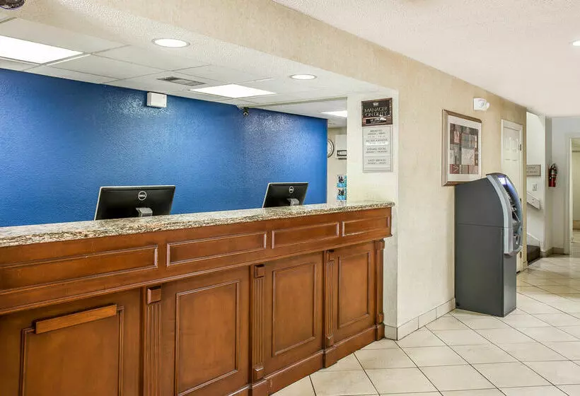 레지던스 Cloverleaf Suites Columbia