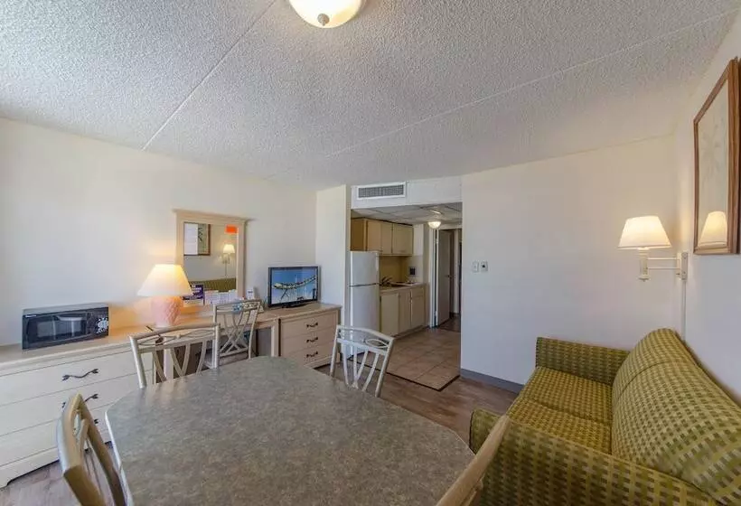 Royal Hawaiian Motel