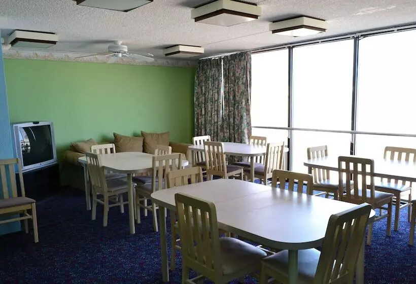 Royal Hawaiian Motel