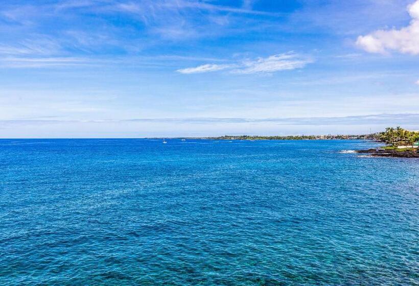 منتجع The Sea Village #1302