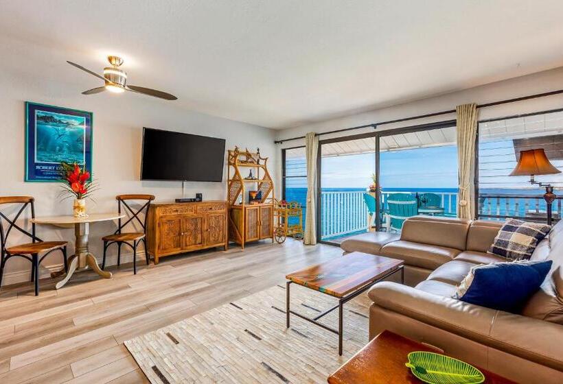 منتجع The Sea Village #1302