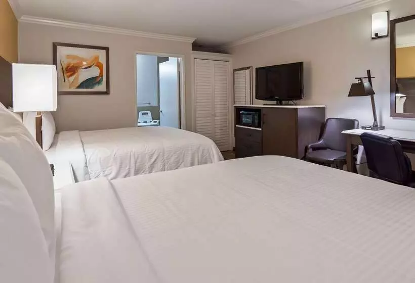فندق Best Western Plus Orange County Airport North