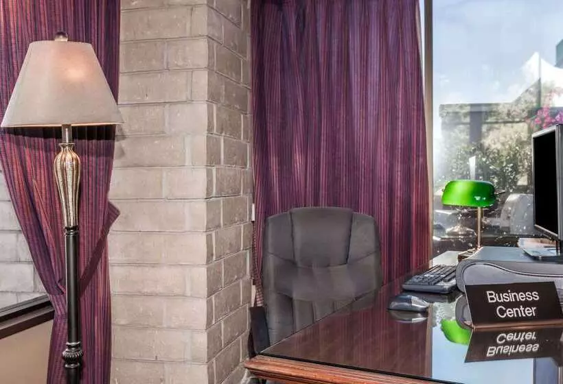 فندق Days Inn & Suites By Wyndham Sunnyvale