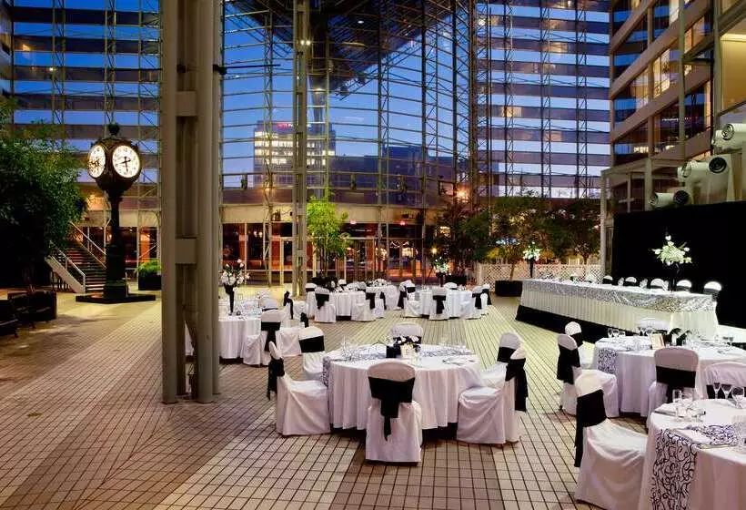 Doubletree Hotel South Bend