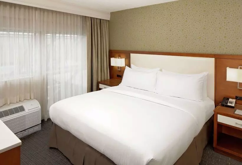 Doubletree Hotel South Bend