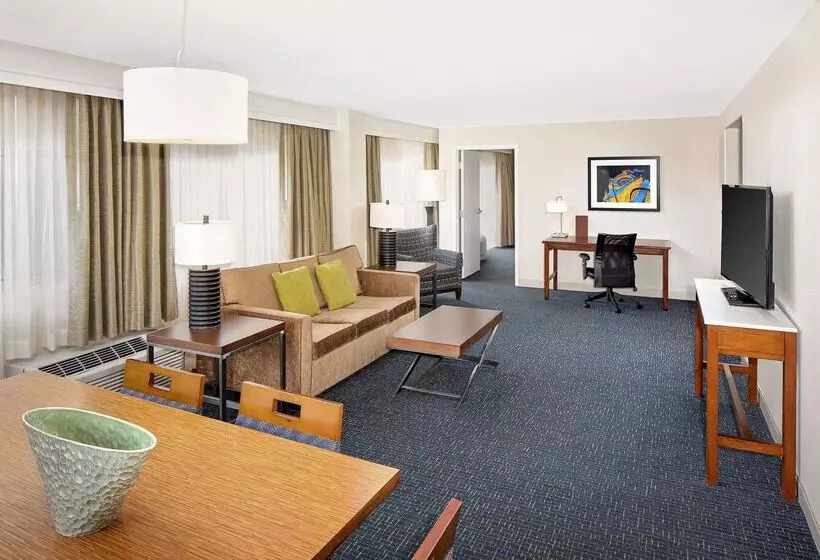 Doubletree Hotel South Bend