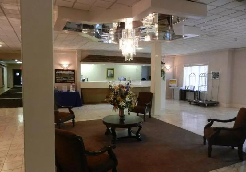 Eisenhower Hotel And Conference Center