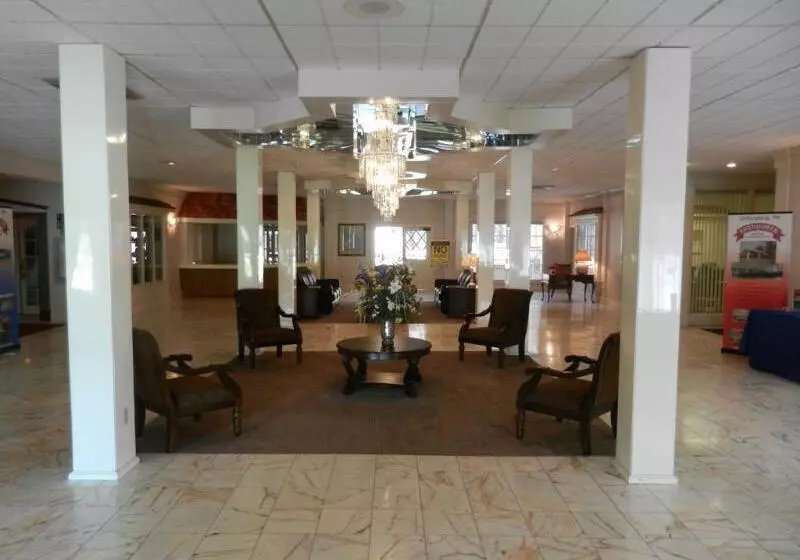 Eisenhower Hotel And Conference Center