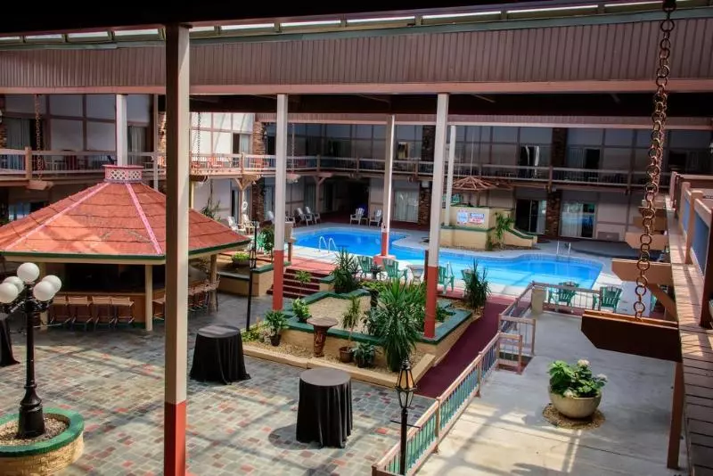 Eisenhower Hotel And Conference Center