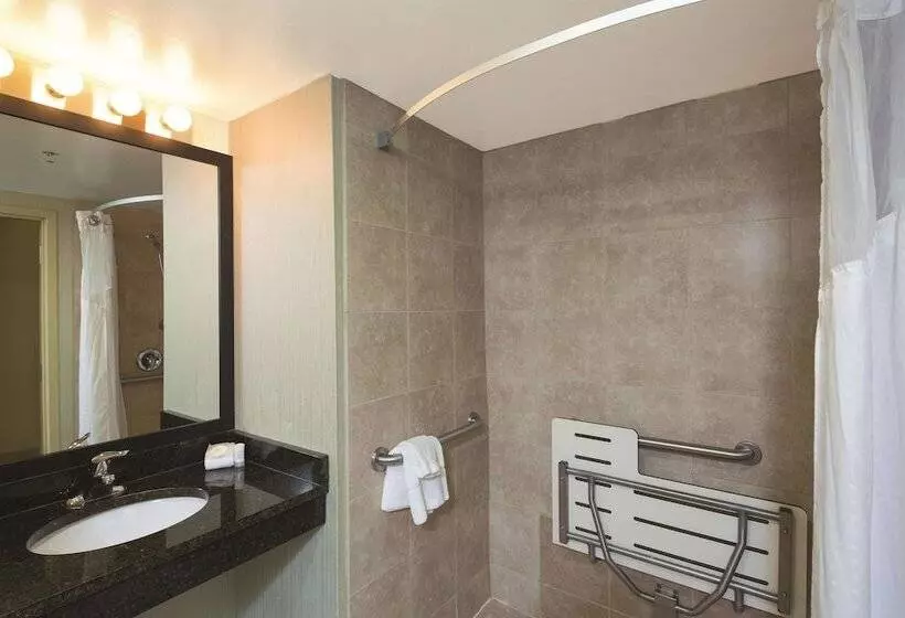 호텔 La Quinta By Wyndham Salisbury