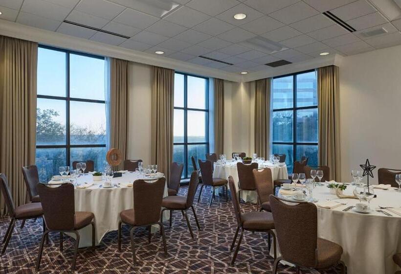 هتل Renaissance Austin