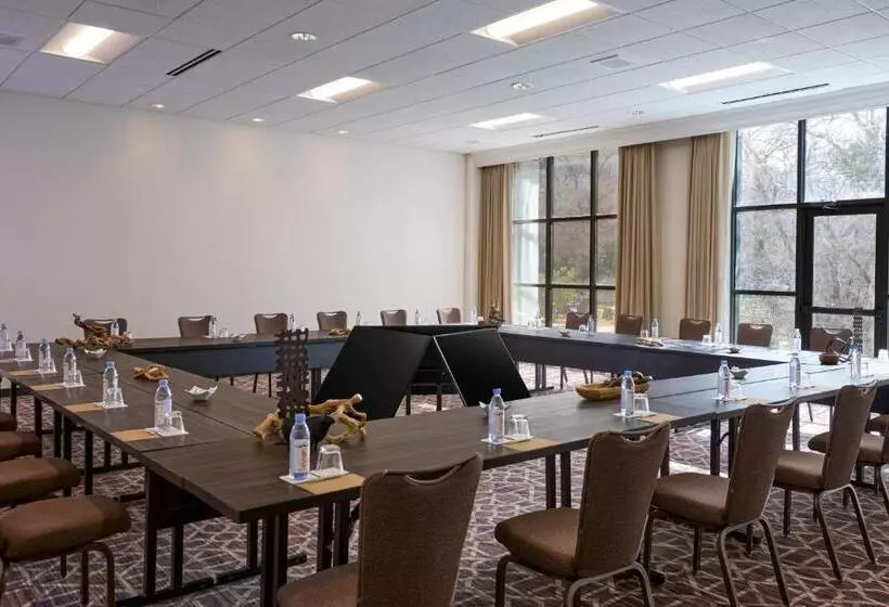 Hotel Renaissance Austin