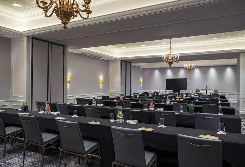 בית מלון כפרי Renaissance Dallas Addison