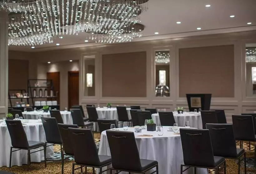 בית מלון כפרי Renaissance Dallas Addison