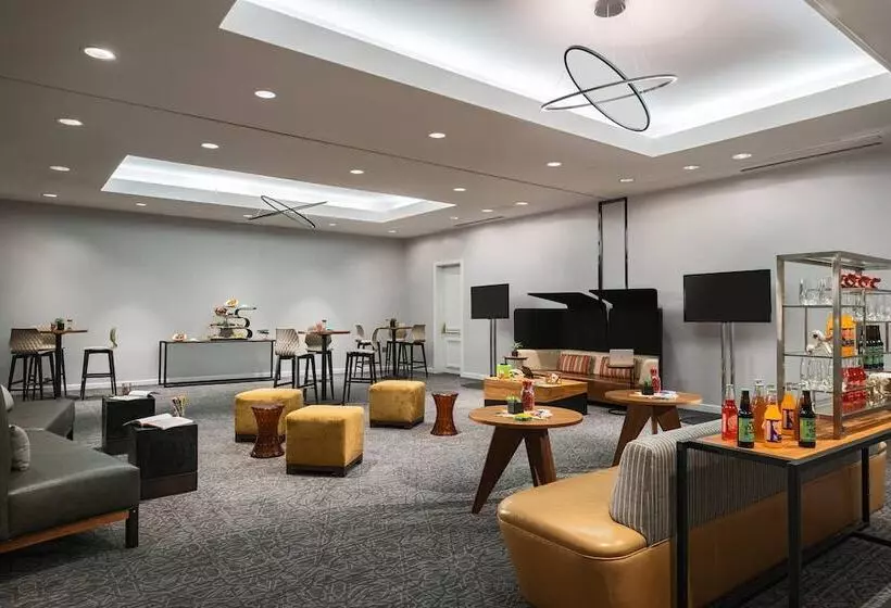 בית מלון כפרי Renaissance Dallas Addison