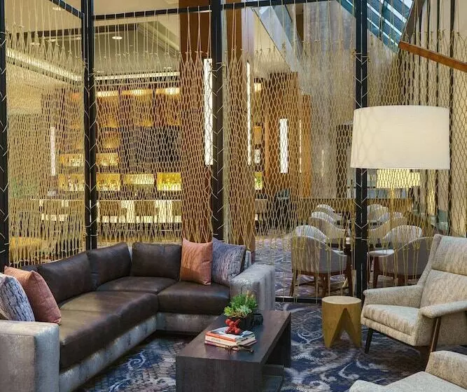 בית מלון כפרי Renaissance Dallas Addison