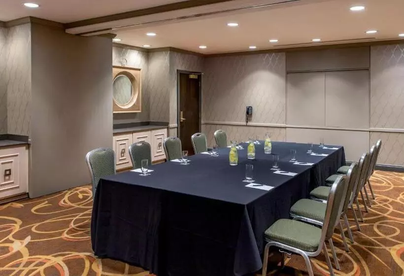 Отель Sheraton Boston