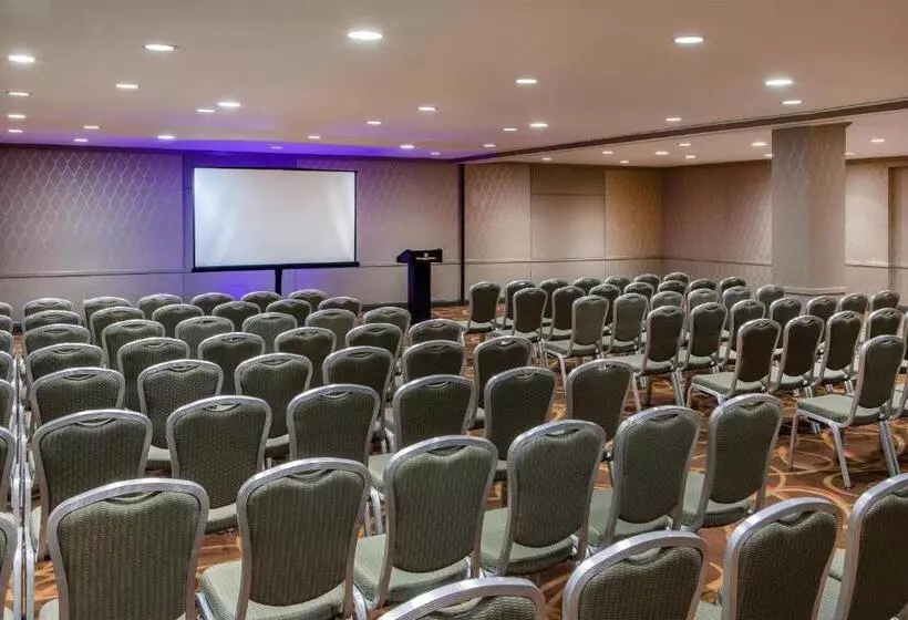 Отель Sheraton Boston