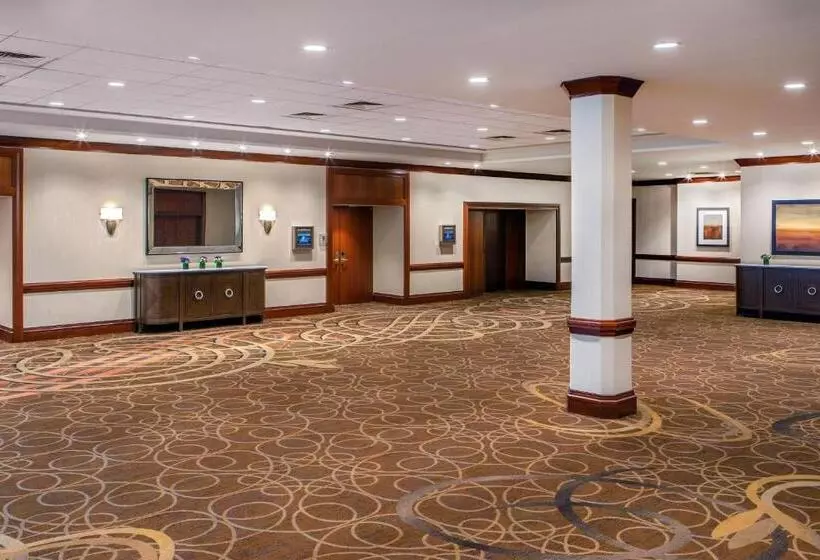 Отель Sheraton Boston