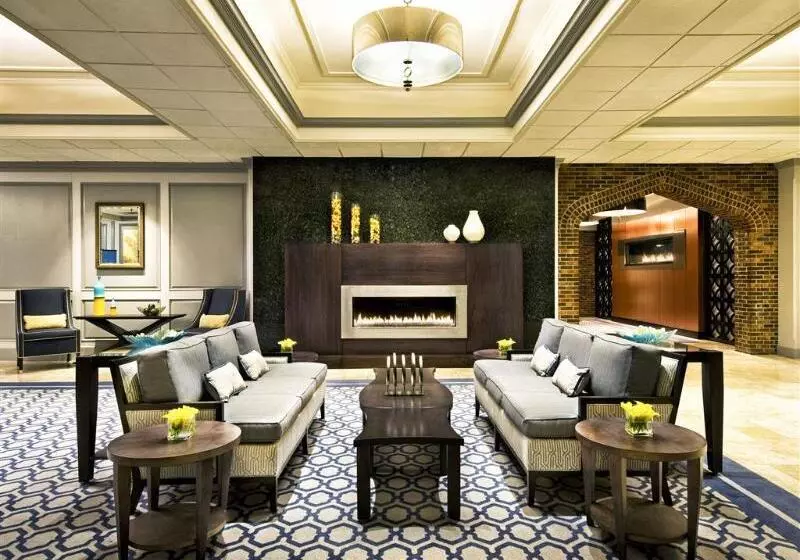 Sheraton Framingham Hotel & Conference Center