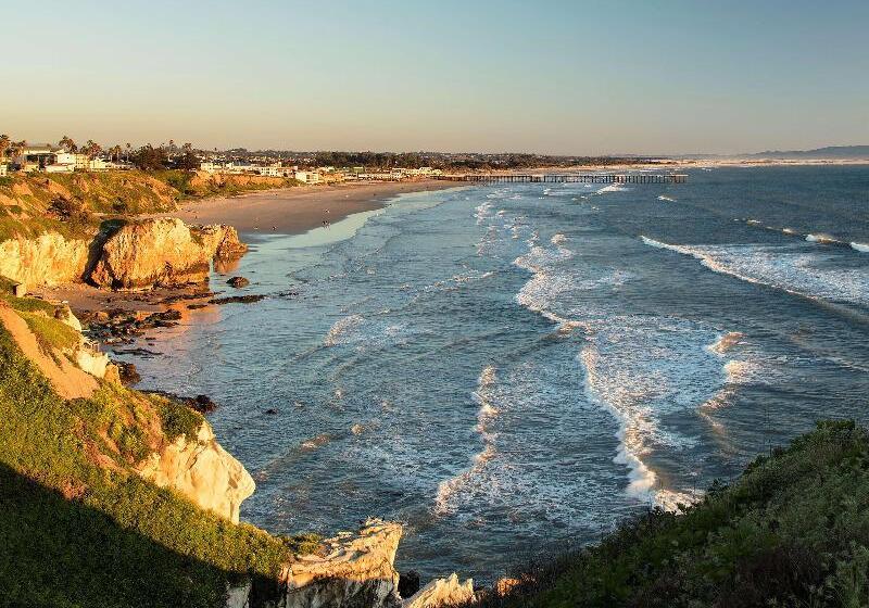 בית מלון כפרי Shore Cliff