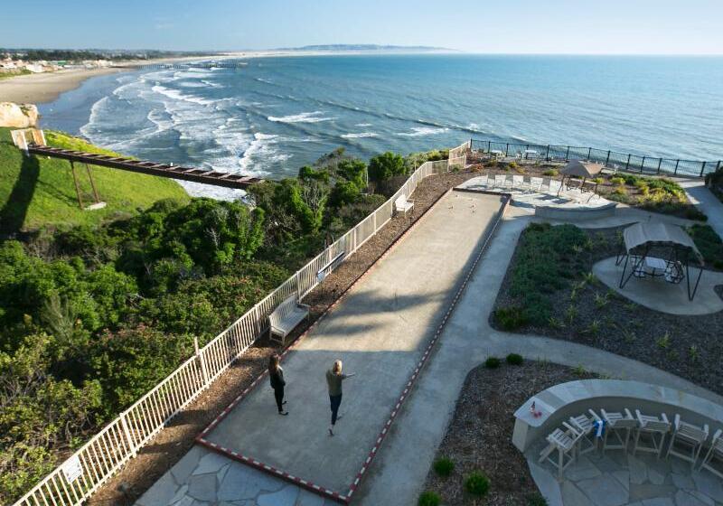 בית מלון כפרי Shore Cliff