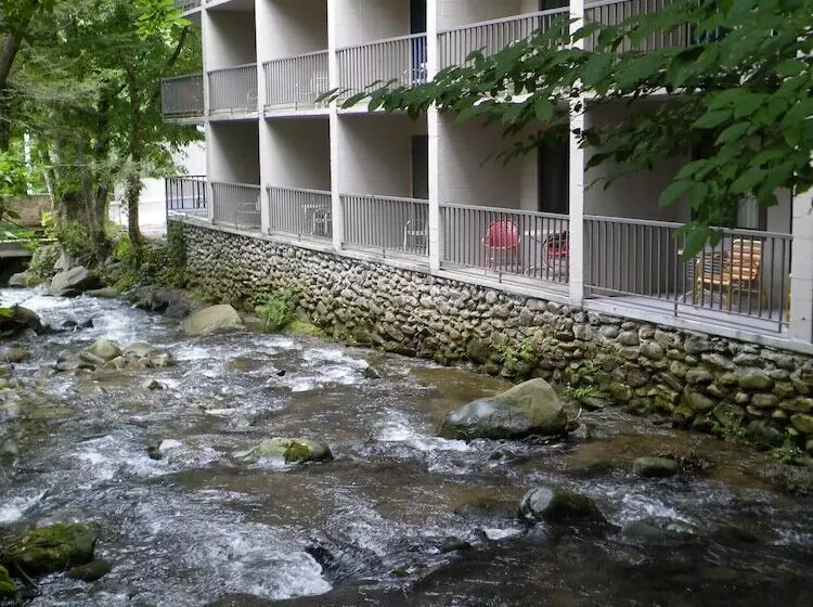 酒店 Sidney James Mountain Lodge